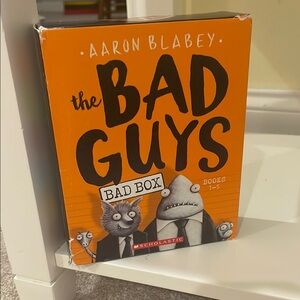 Scholastic The Bad Guys Book Set - Black, Orange, White